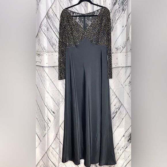 Daymor Couture Black Beaded Formal Evening Gown 14 - Picture 1 of 7